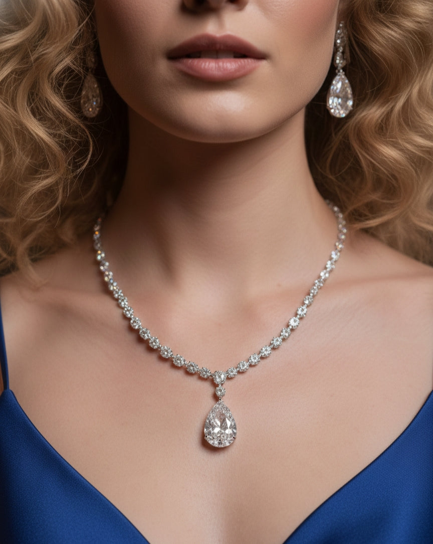 drop diamond  necklace