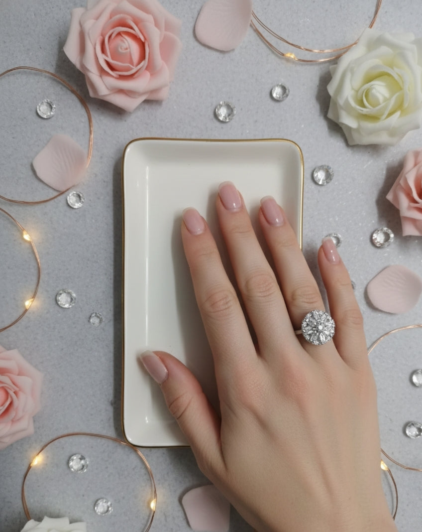 American diamond studded round shaped ring