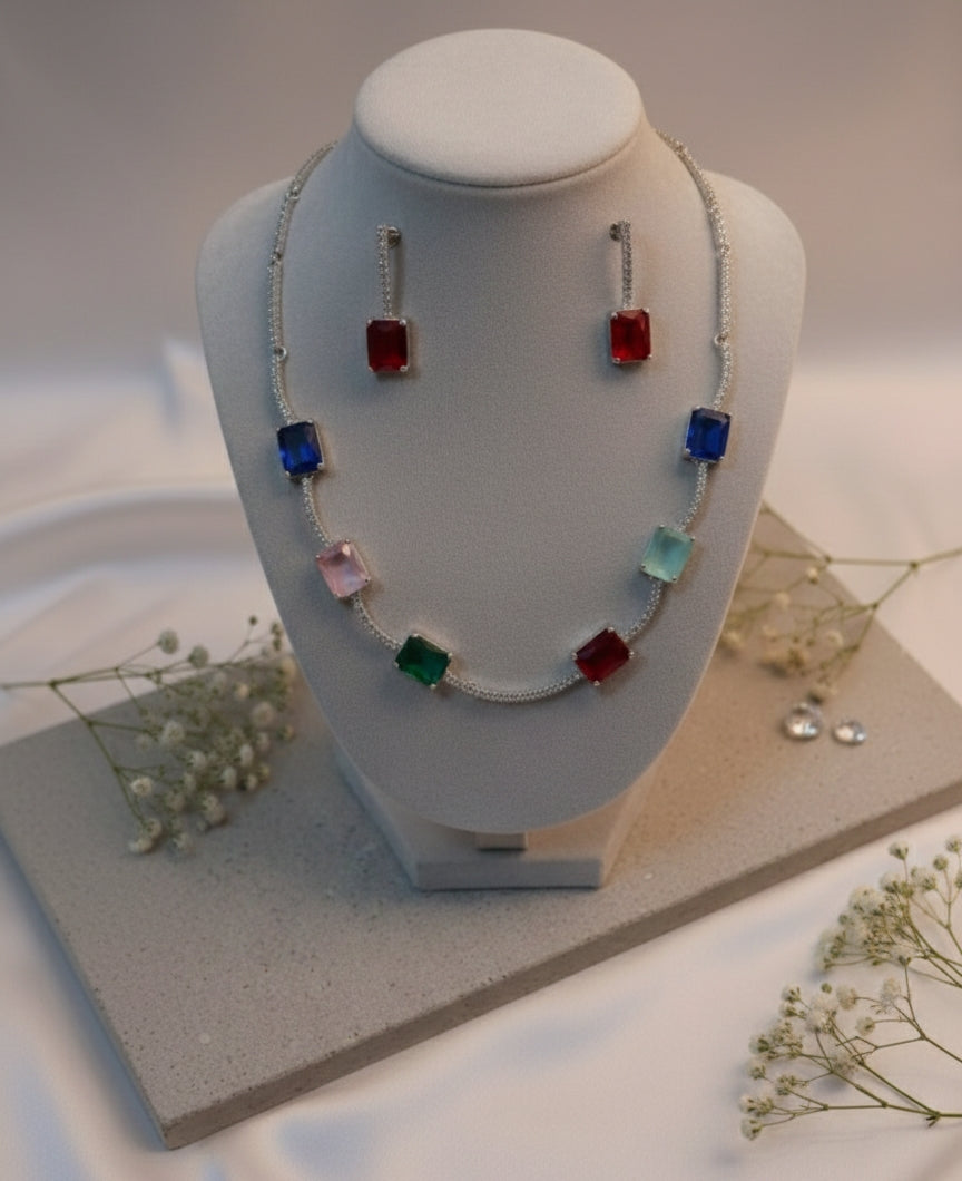 MULTICOLOUR DIAMOND STUDDED NECKPEICE