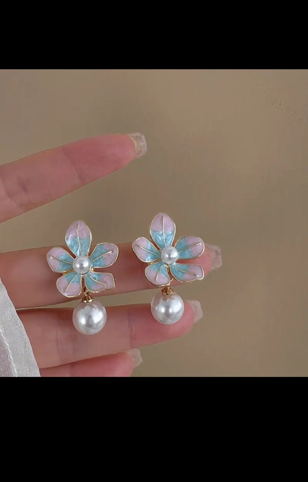 Meenakari pearl earring